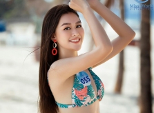 Thí sinh Hoa hậu Thế giới Việt Nam tôn dáng với bikini