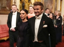 Vợ chồng David và Victoria Beckham tham dự quốc yến chào mừng Quốc vương Qatar