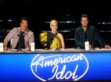 American Idol tuyển thí sinh trực tuyến