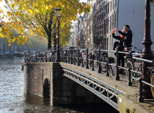 Amsterdam cho phép khách 'cưới' dân địa phương trong một ngày
