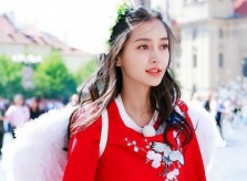 Angelababy đưa con trai đi chơi giữa ồn ào ly hôn Huỳnh Hiểu Minh