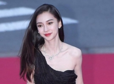 Angelababy đã làm gì để có làn da trắng sáng khi dự liên hoan phim?