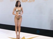 Á quân The Face diện bikini, khoe eo 53 cm ở Hoa hậu Hoàn vũ