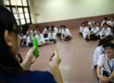 Giới trẻ Việt loay hoay với bài học giới tính