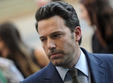 Hậu ly dị, Ben Affleck đi tìm tình mới trên ứng dụng hẹn hò