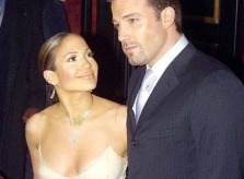 Ben Affleck hối hận khi đóng video với Jennifer Lopez