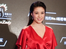 Tình cũ Lưu Khải Uy sắp lấy đại gia