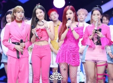 Bí quyết để sở hữu dáng nuột, da đẹp của Black Pink