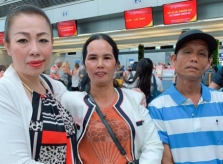 Bố mẹ H'Hen Niê sang Thái Lan cổ vũ con gái thi Miss Universe