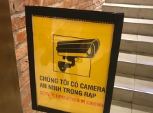 CGV đặt biển báo có camera trong rạp sau vụ ảnh nóng trên ghế sweetbox