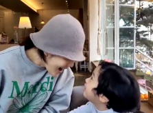 Chae Rim bên con trai