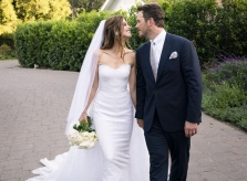 Chris Pratt tình tứ với vợ mới trong tiệc cưới