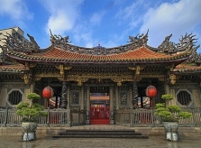 Những ngôi chùa đẹp nhất Đài Bắc