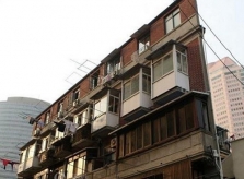Cảnh tù túng trong tòa chung cư 'mỏng dính' ở Thượng Hải