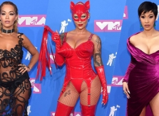 Dàn người đẹp hở bạo trên thảm đỏ MTV Video Music Awards