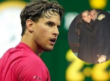 Dominic Thiem yêu bóng hồng làng xiếc