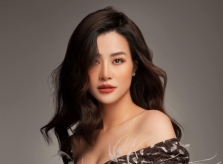 Đông Nhi sinh con gái