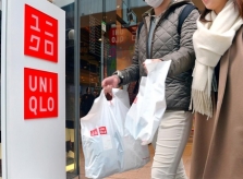 Vì sao khách hàng nên mua đồ Uniqlo?