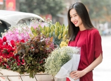 Dương Mỹ Linh dạo phố Hà Nội