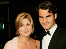 Federer từng được khuyên không nên yêu Mirka