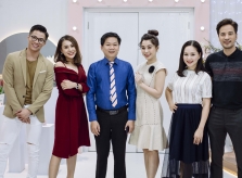 Diễn viên Đoàn Thanh Tài, Hồ Bích Trâm thích thú với công nghệ nâng cấp vòng một 4.0 trong Talk show “Giải Mã Nhan Sắc”