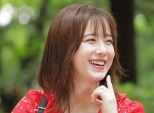 Tránh lấn át đồng nghiệp, Goo Hye Sun phải đánh phấn cho bớt trắng