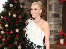 Gwen Stefani diện trang phục Công Trí