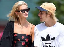 Hailey Baldwin đổi họ thành Hailey Bieber