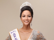 H'Hen Niê: 'Tôi không đặt mục tiêu đoạt vương miện Miss Universe'