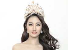 Hoa hậu Thu Ngân diện váy cúp ngực