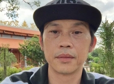 Hoài Linh quyên góp vì miền Trung