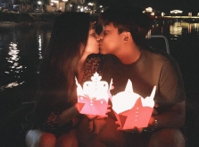 Hoà Minzy khoá môi, âu yếm gọi bạn trai thiếu gia là chồng