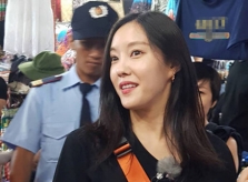 Hyomin (T-ara) bị mắng xối xả khi trả giá ở chợ Bến Thành