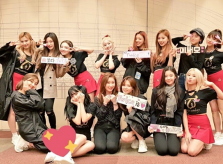 Twice khen ngợi ITZY, 'bóc phốt' Momo, Tzuyu trên show