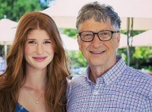 Con gái Bill Gates: 'Tôi sinh ra với đặc ân quá lớn'
