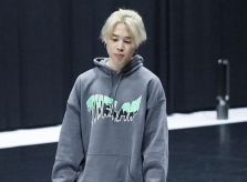 Jimin đứng đầu về độ nổi tiếng, giúp thương hiệu bán hết sạch áo