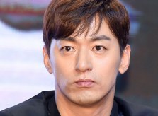 Mỹ nam Joo Jin Mo tháng 6 lấy vợ