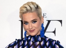 Katy Perry: 'Mạng xã hội là sự suy tàn của văn minh nhân loại'