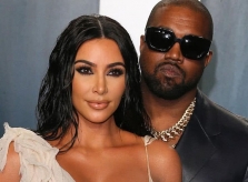 Kim Kardashian đắn đo ly dị Kanye West