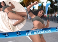 Dáng nằm quảng cáo của Kim Kardashian bị chế giễu