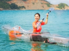 Kim Thư trải nghiệm Côn Đảo