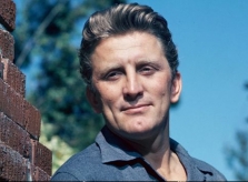 Kirk Douglas: Tài tử Hollywood đi lên từ nghèo khó