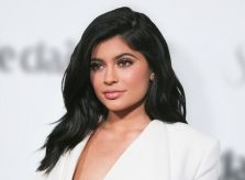 Kylie Jenner: 'Tôi tự kiếm tiền từ 15 tuổi để trở thành tỷ phú'