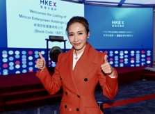 Chồng lo lắng vì Lê Tư quá mê công việc