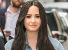 Demi Lovato kỷ niệm 6 tháng cai nghiện sau khi sốc thuốc suýt chết