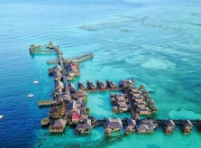 Resort như vườn hoa trên mặt biển ở Malaysia