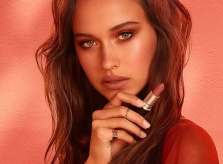 Son Ruby Woo và loạt sản phẩm MAC giảm giá vĩnh viễn từ ngày 14/10