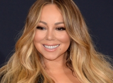 Mariah Carey bị chê giả tạo khi tiết lộ rụt rè chuyện chăn gối