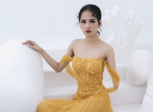 Hà Duy mời mẫu teen khuyết tay Hà Phương catwalk