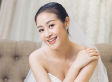 MC Phí Linh kết hôn với đồng nghiệp tại VTV